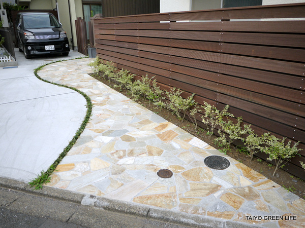 和庭園とシックな洋風クローズ外構　町田市